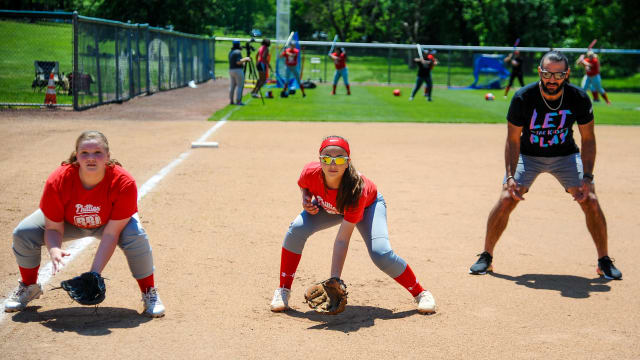 X \ Philadelphia Phillies على X: Ryan Howard Training Center at Phillies  MLB Urban Youth Academy at Marian Anderson Recreation Center is now open!