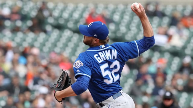 Justin Grimm released by Cubs; 29-year-old lost grip on final slot