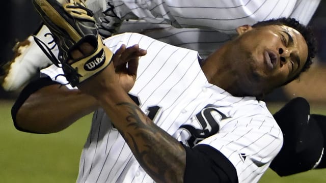 White Sox Willy Garcia has broken right jaw