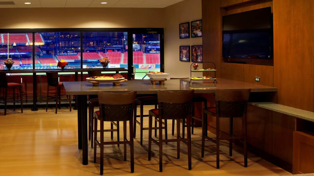 arizona cardinals suite