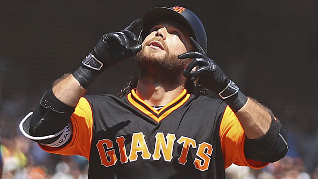 Giants get good news on Brandon Crawford's knee injury