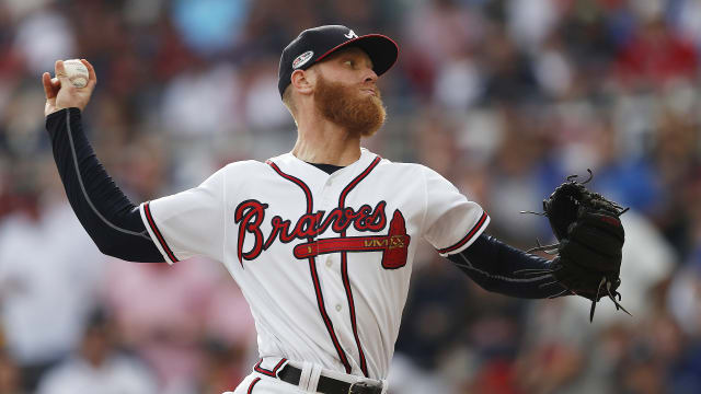 Mike Foltynewicz avoids arbitration in 2019