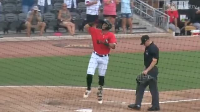 Video: Braves mascot Blooper tricks Manny Machado into signing away $300  million - NBC Sports