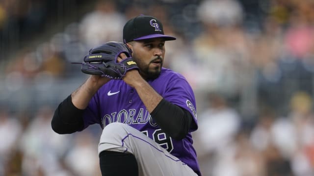 Colorado Rockies' Antonio Senzatela gets emotional Mother's Day win