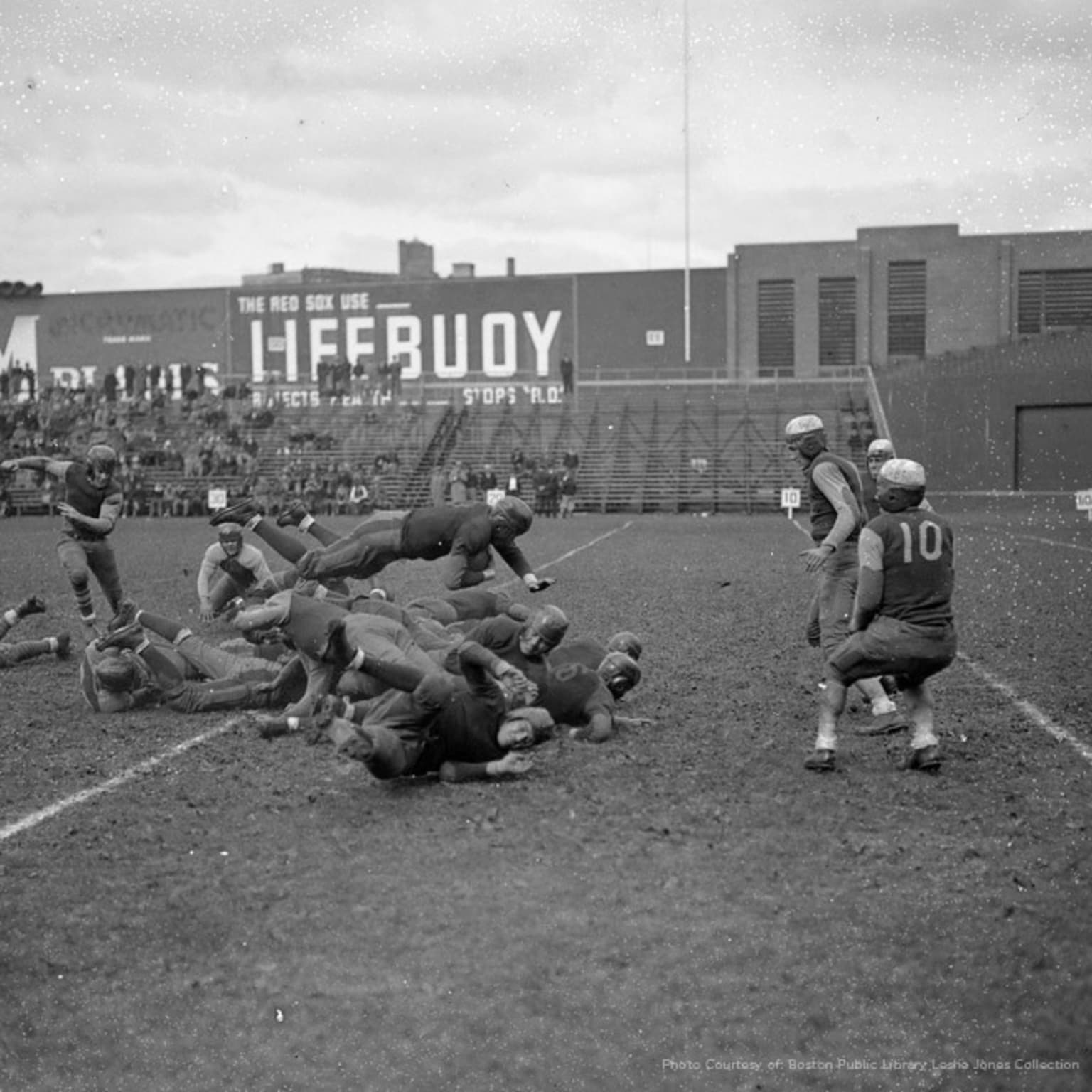 Fenway Bowl brings college football back to historic stadium - The  Huntington News