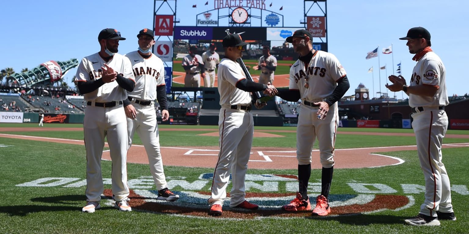 Donovan solano giants (75) foto