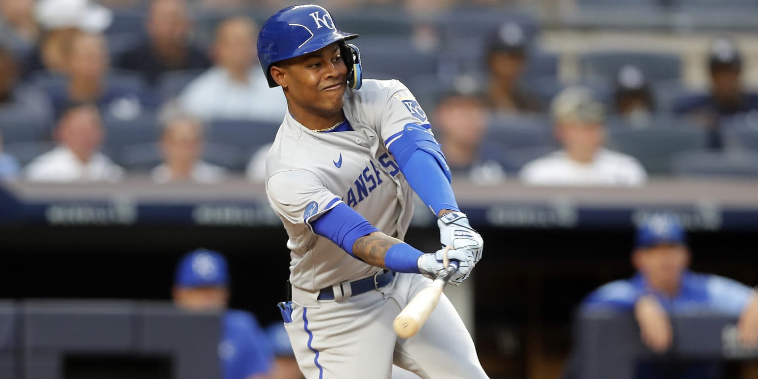 Maikel Garcia records first MLB hit in Royals' loss to Yankees
