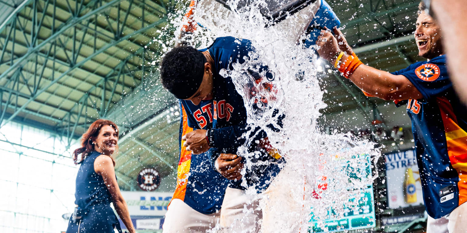 Houston Astros' Jeremy Peña on learning from Carlos Correa & his