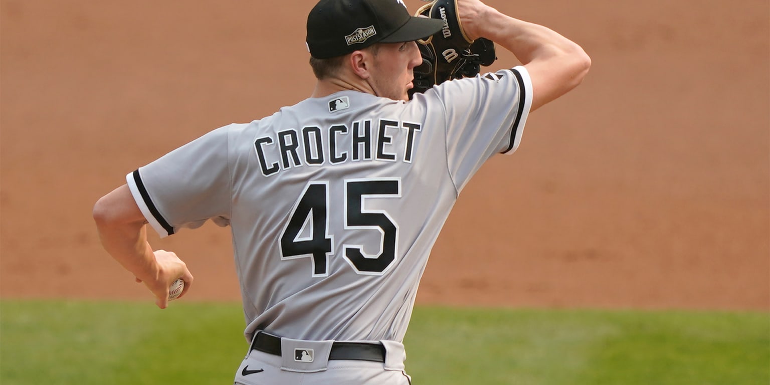 Chicago White Sox relief pitcher Garrett Crochet throws against