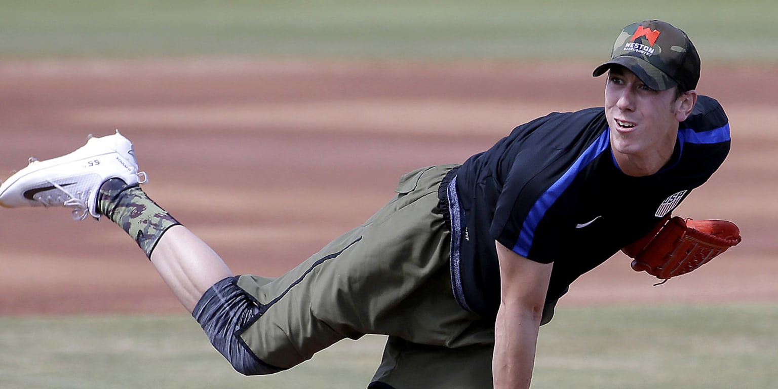 Milwaukee Brewers will attend Tim Lincecum's showcase, per report