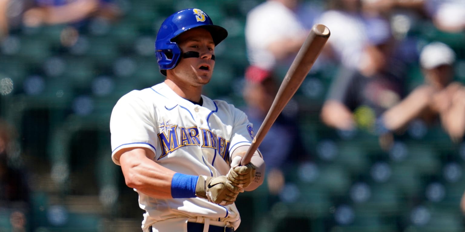 Tacoma Rainiers - Shed Long returned to the lineup last