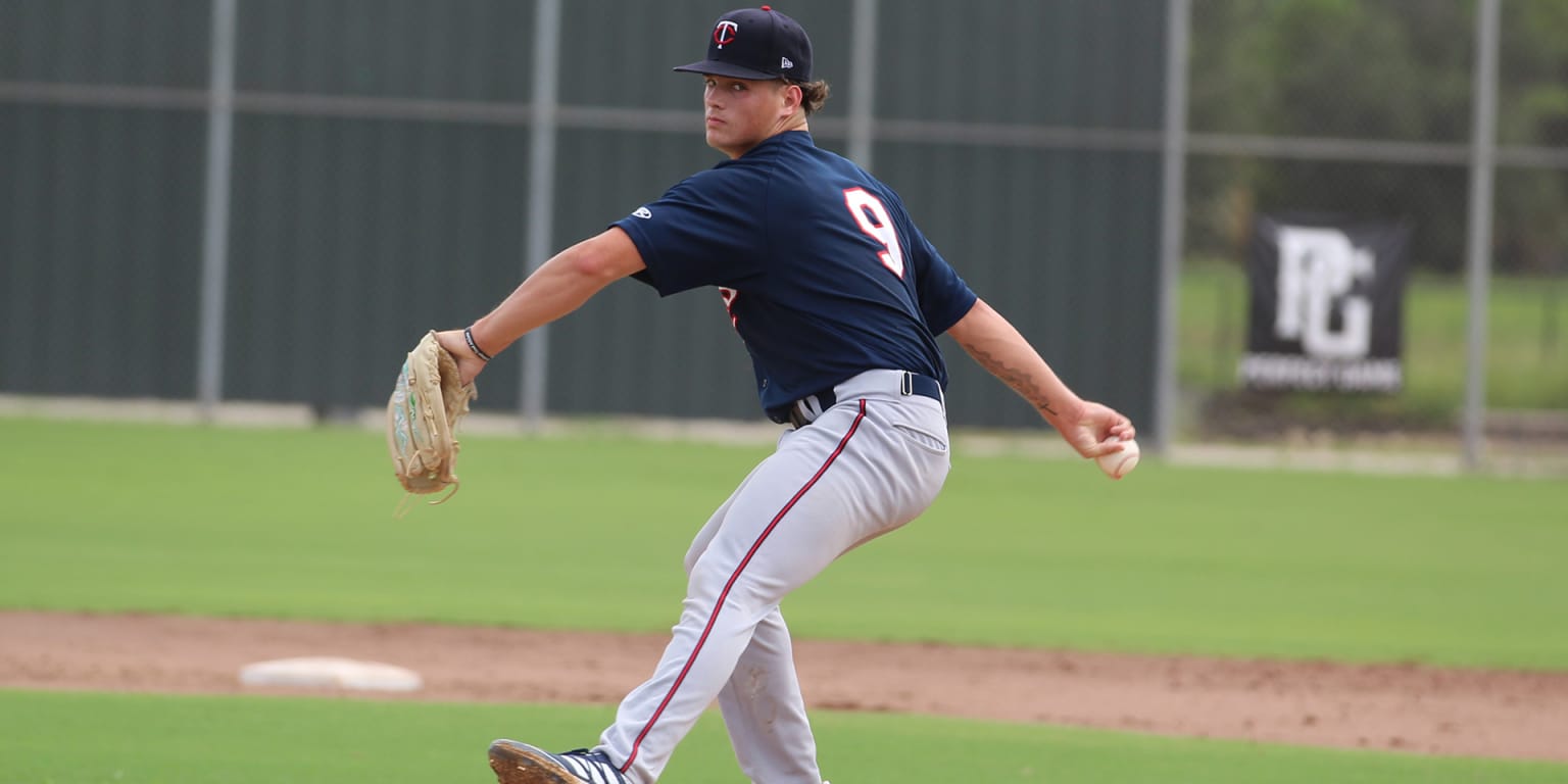 Petty’s disciplined routine impressing Twins