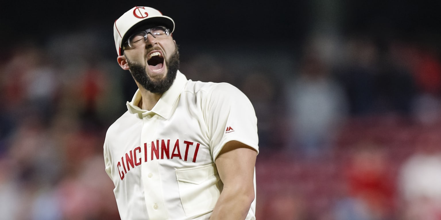 What makes Cincinnati Reds pitcher Cody Reed's slider so effective?