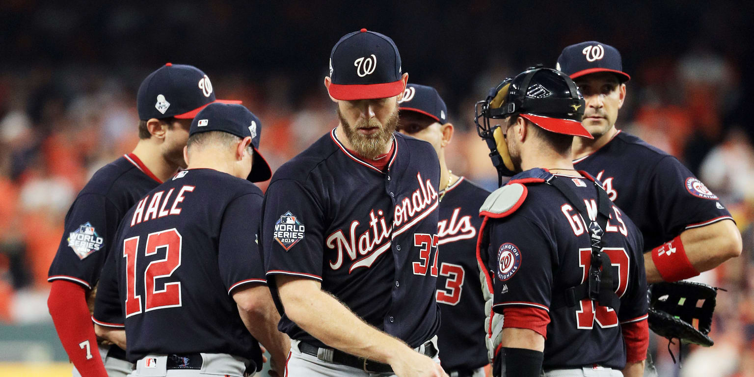 Nationals' day: Parade, Stephen Strasburg opts out of contract