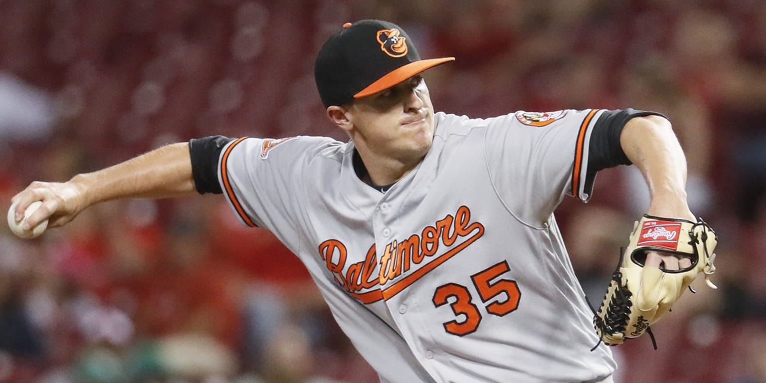 Brad Brach records his first save of season