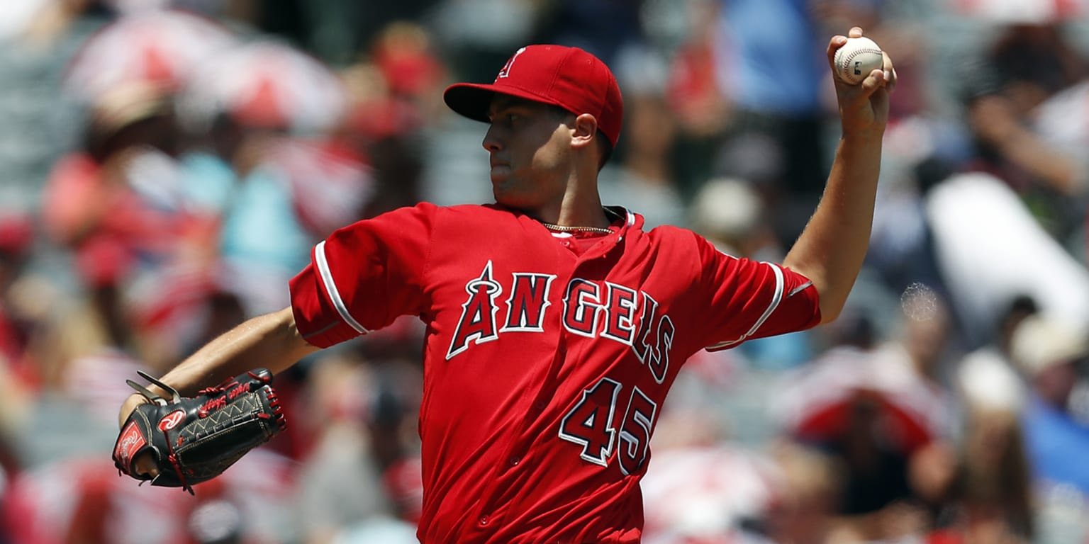 Padres stunned by sudden death of Angels pitcher Tyler Skaggs