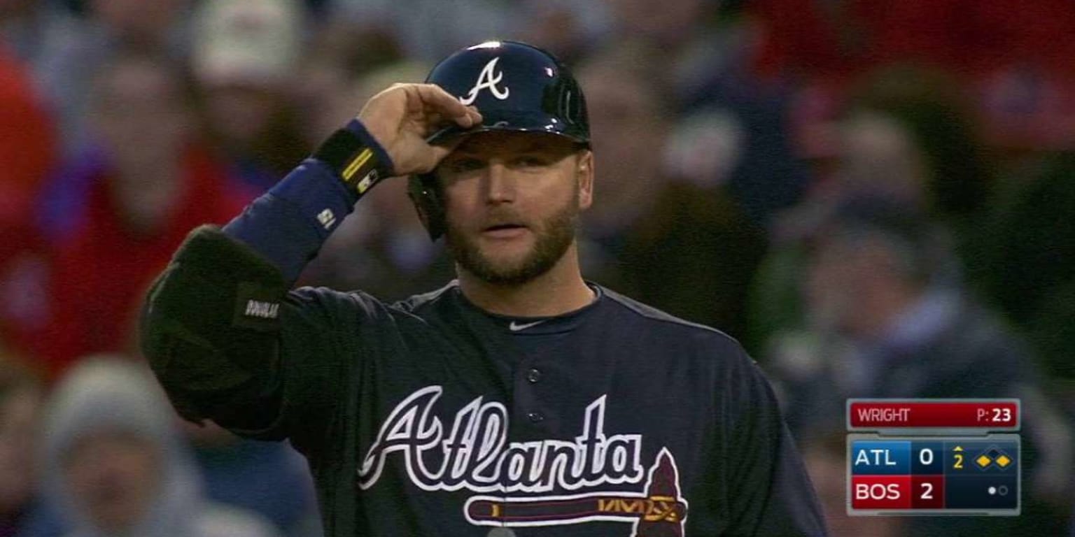 Another milestone for Braves' Pierzynski