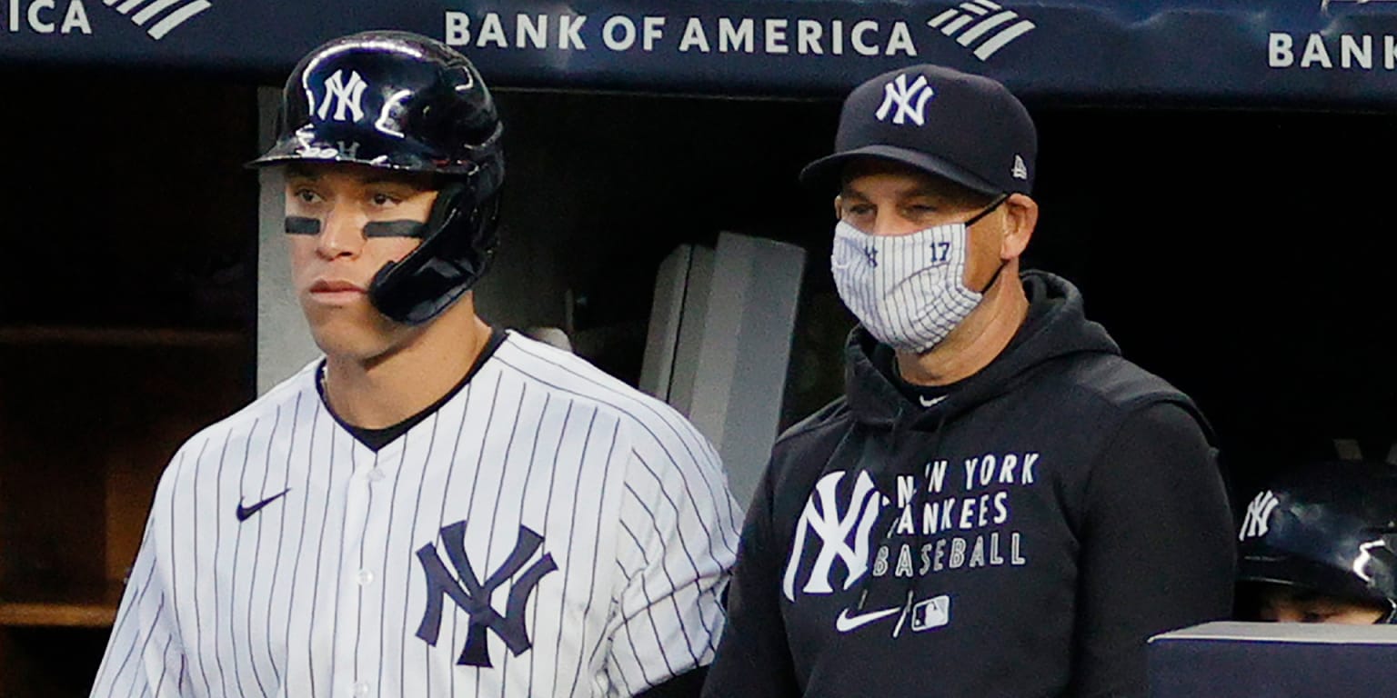 Gio Urshela injury: Yankees infielder to get MRI on hand