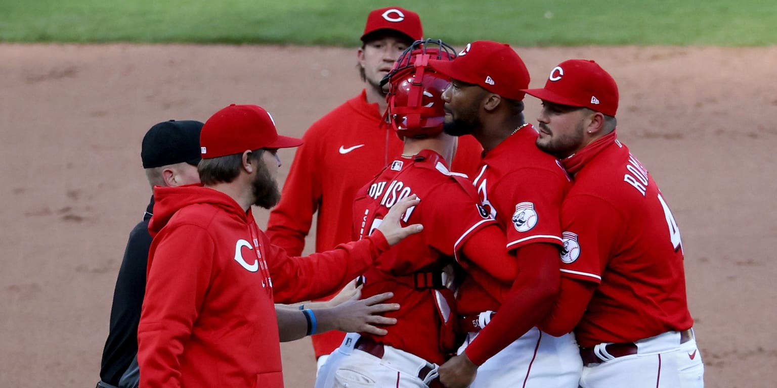 Reds' Amir Garrett suspended 7 games after benches cleared vs. Cubs
