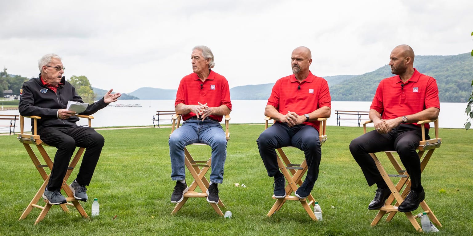 Derek Jeter Joins Ted Simmons as Little League® Graduates Named to