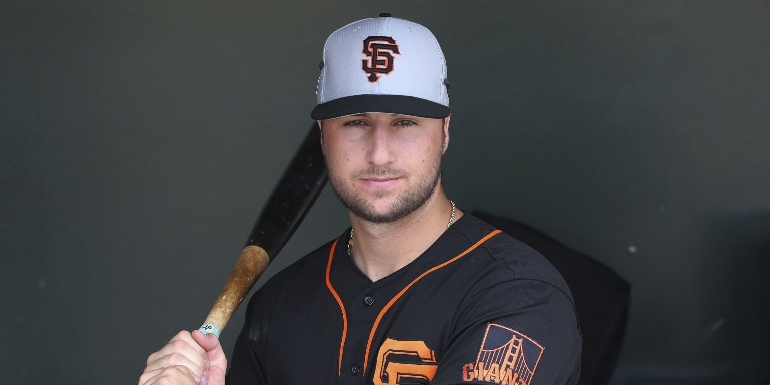 SF Giants: Mauricio Dubon thriving in a center field role