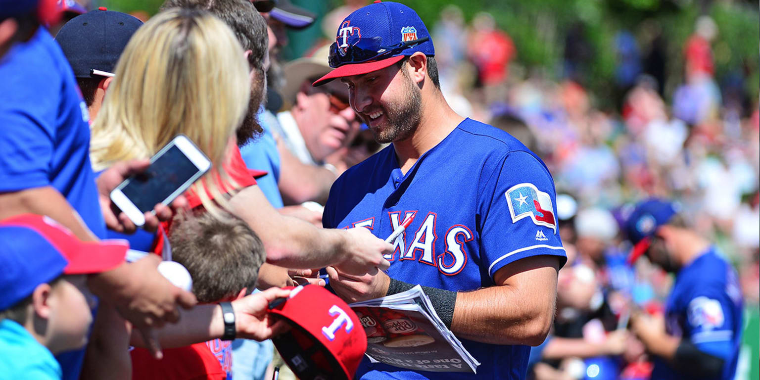 Rangers positional preview: Right field seems easy — it's Joey