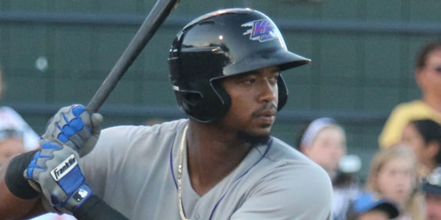 White Sox Eloy Jimenez debuts in Minors