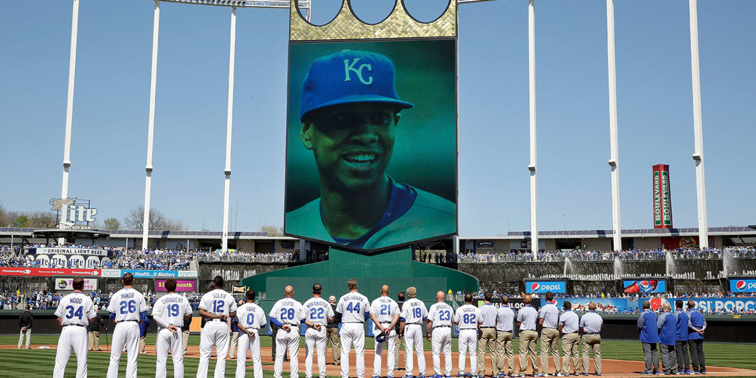 Qué triste! Muere beisbolista Yordano Ventura en fatal accidente de auto