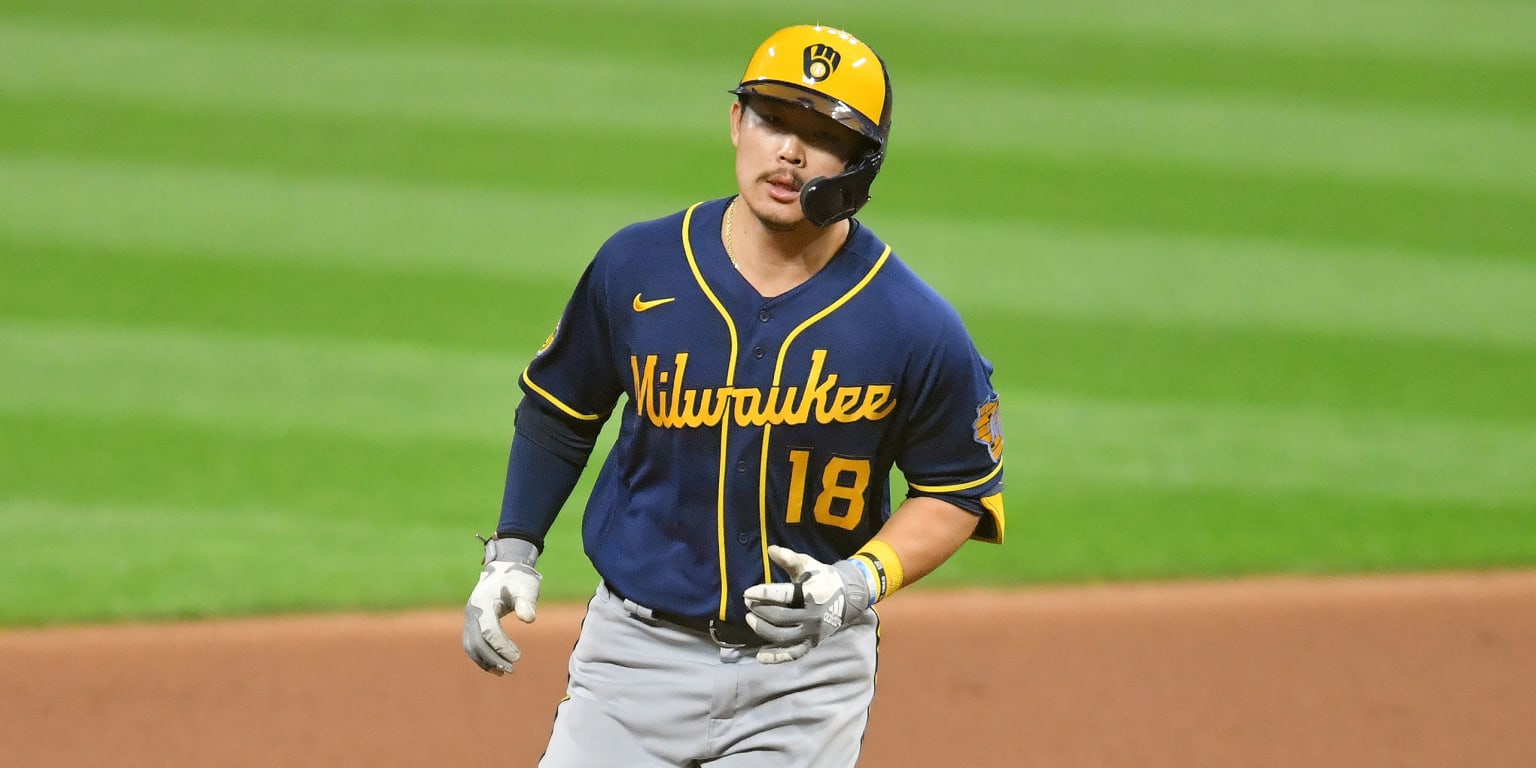 Keston Hiura, Tyler Naquin won't make Brewers' Opening Day roster