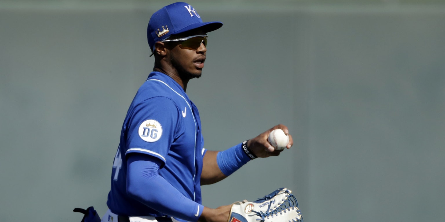 Khalil Lee among players added to Royals' 40man roster