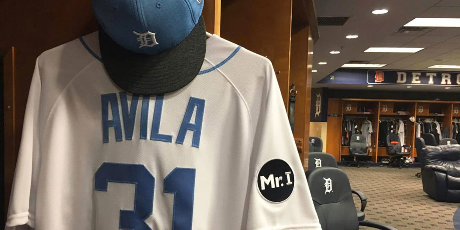Tigers, Rays wear blue for prostate cancer