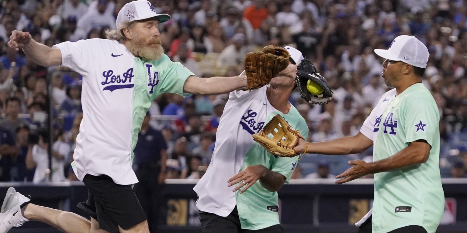 MLB All-Star Celebrity Softball Game: Giants Villain Roasts Dodgers Fans -  Inside the Dodgers