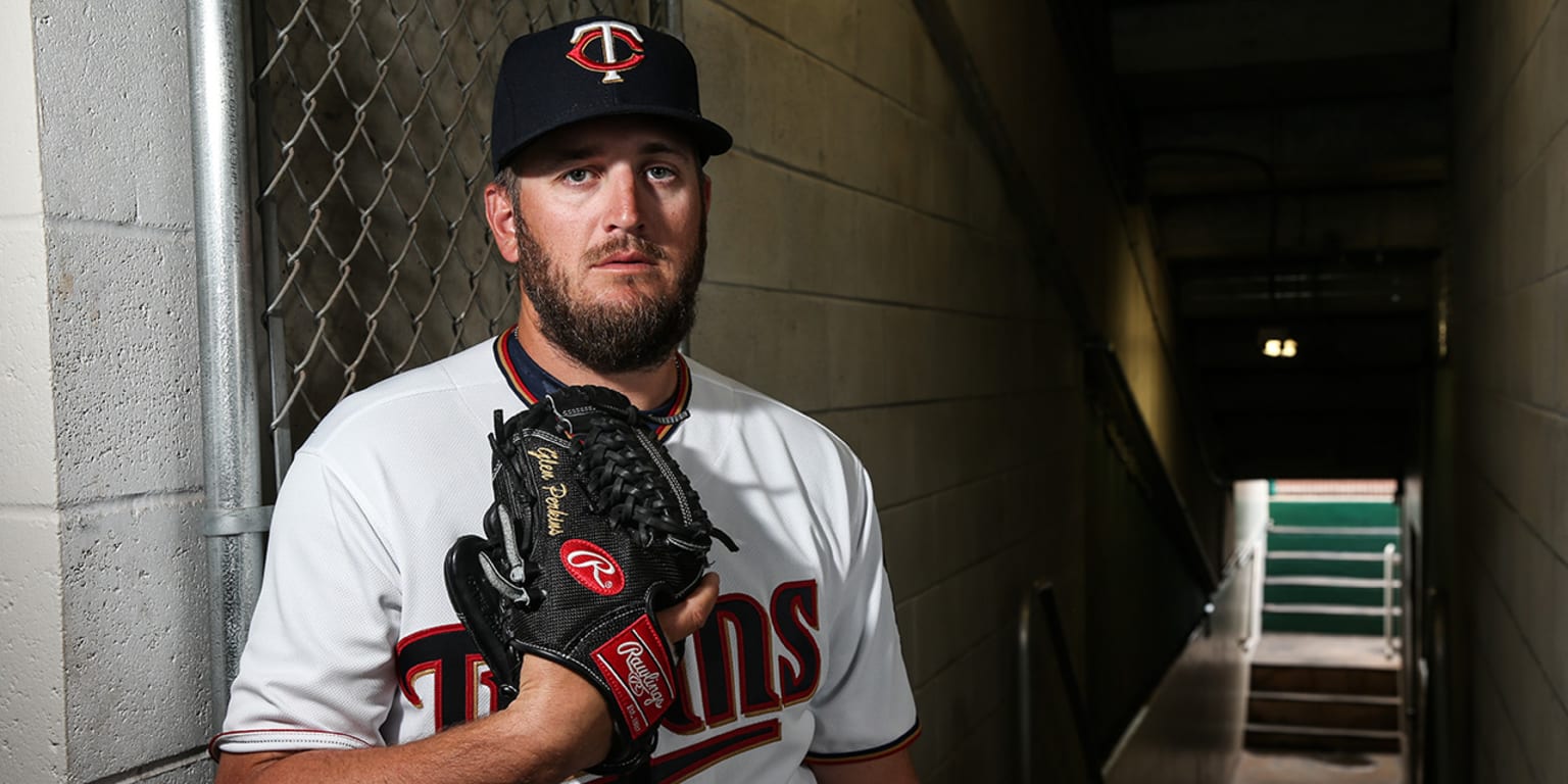 Minnesota Twins: Glen Perkins Has Shoulder Surgery