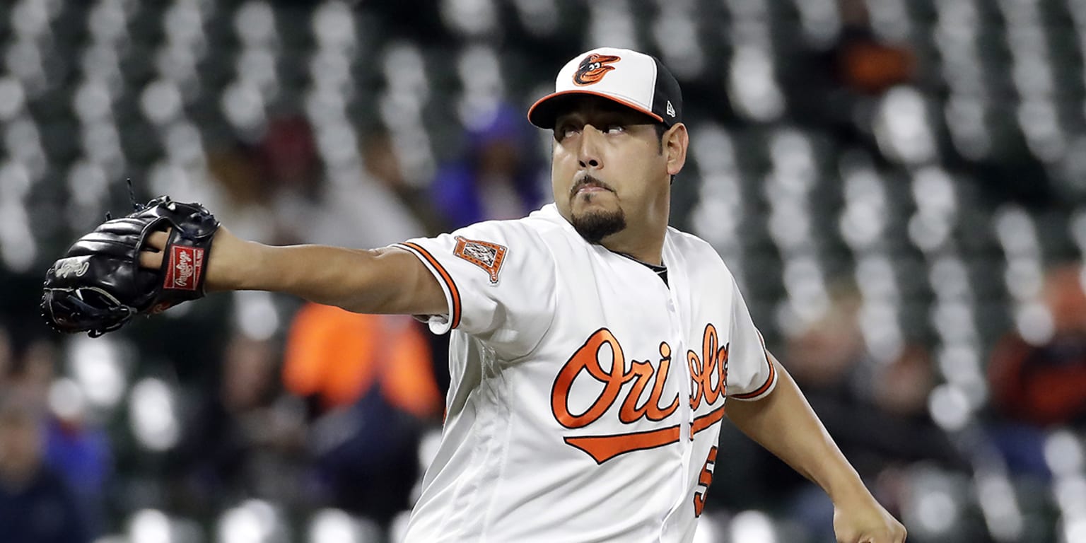 Orioles call up Vidal Nuno, Gabriel Ynoa