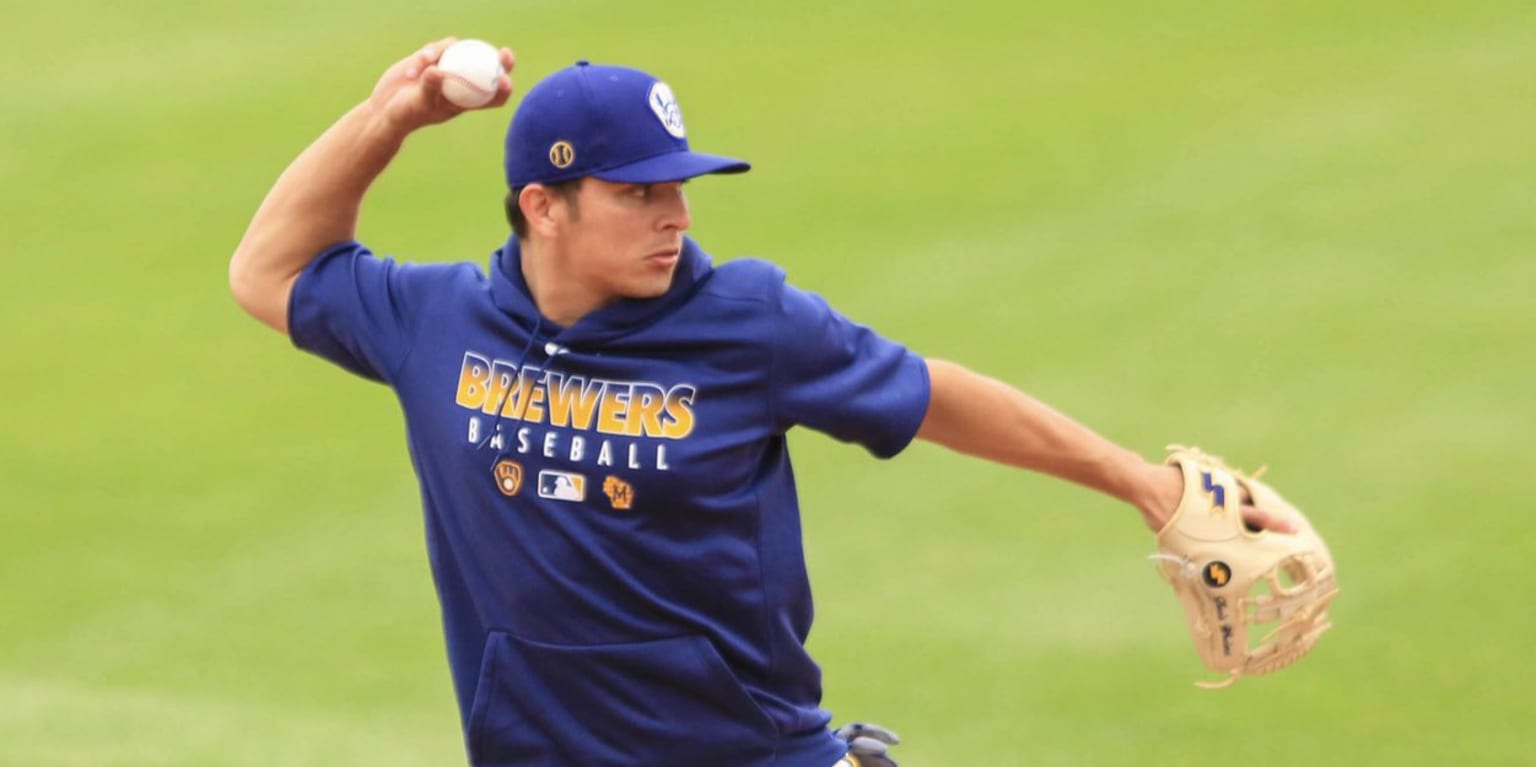 Luis Urias clears COVID-19 protocol, begins workouts in Appleton
