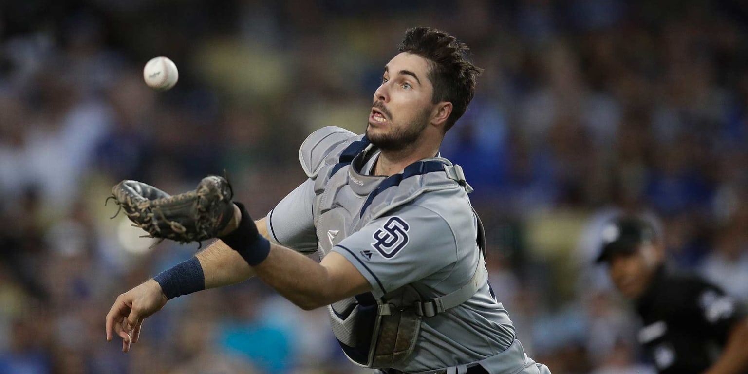 Austin Hedges could be the next catcher-defense hero 