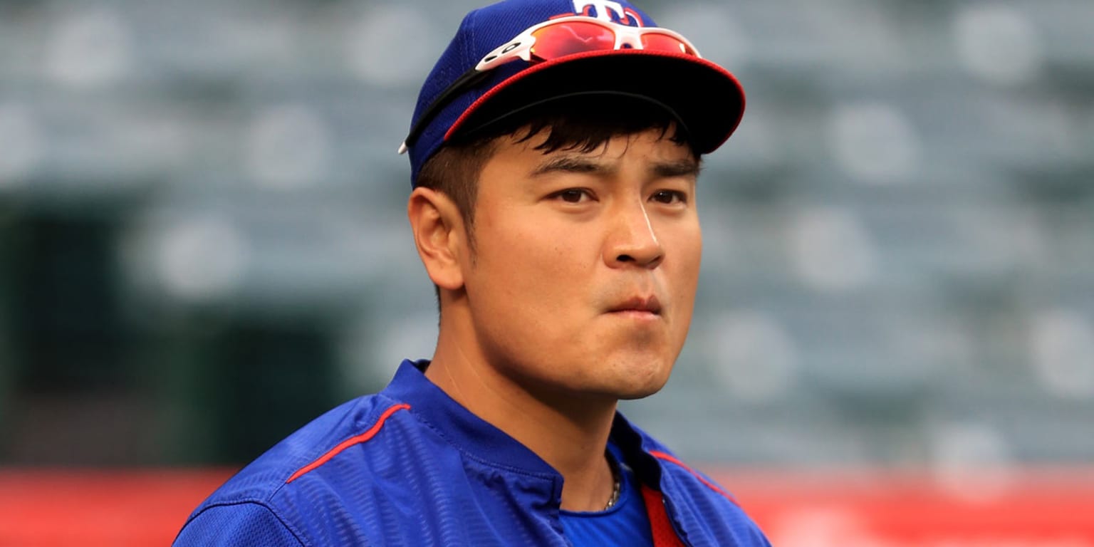 Texas Rangers: Shin-Soo Choo Fractures Forearm