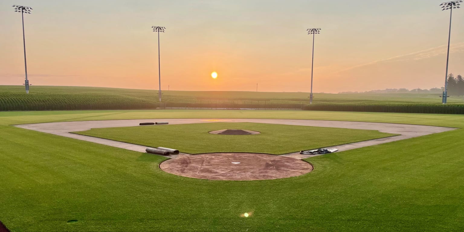 MLB's 'Field of Dreams' game in Iowa postponed to 2021 because of  coronavirus