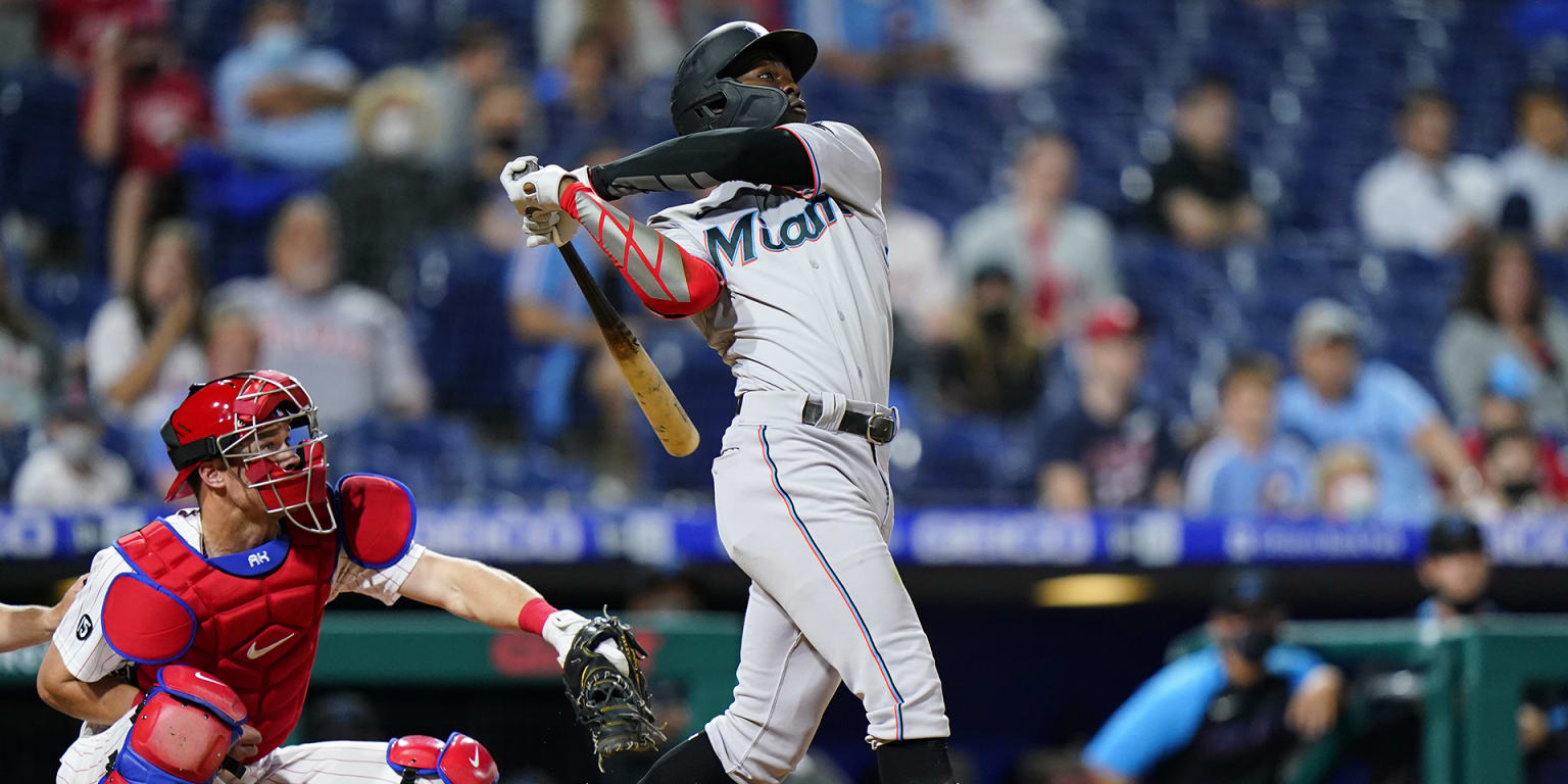 Jazz Chisholm's home run lifts Marlins over Mets, DeGrom