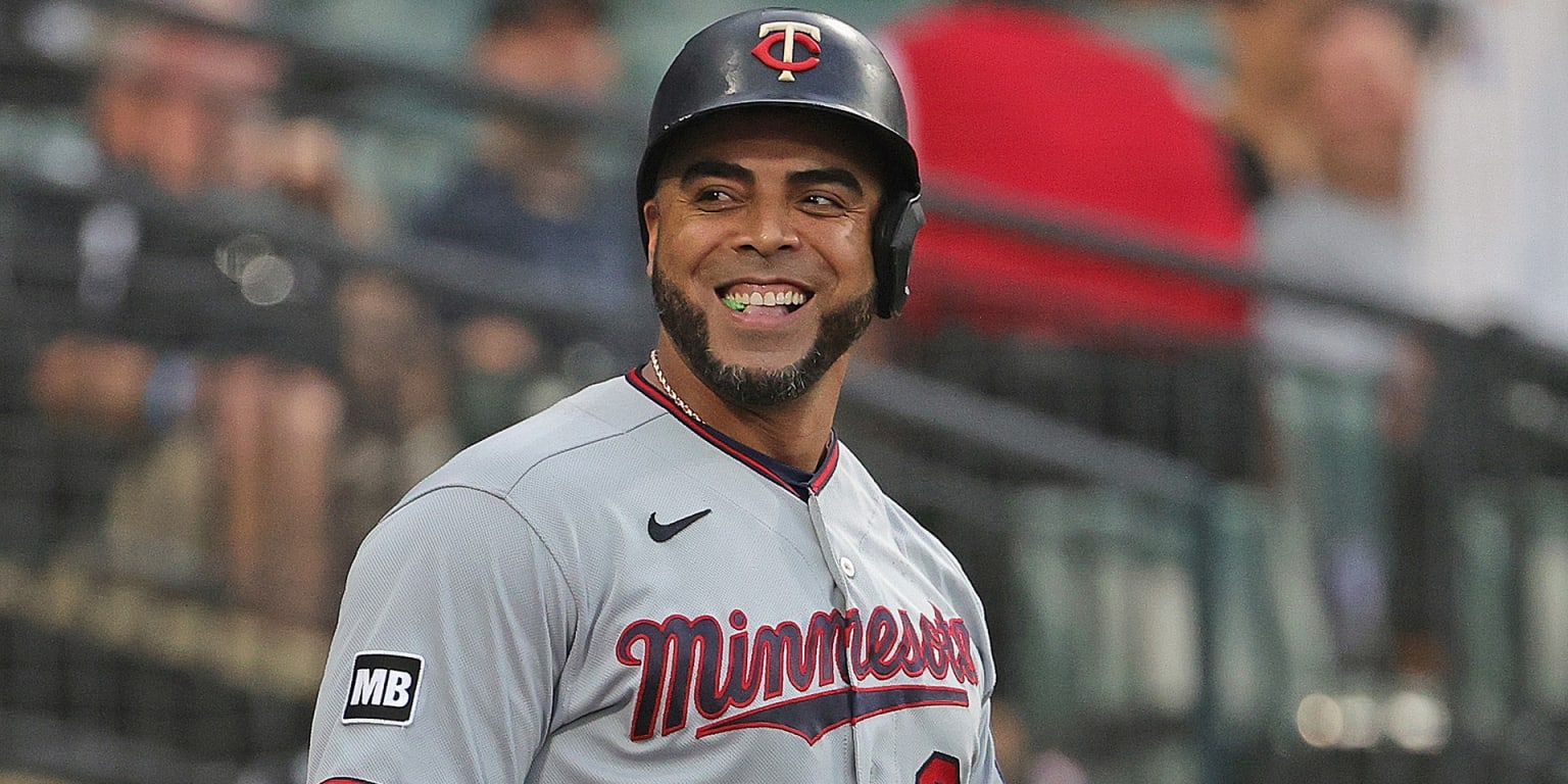 Former Twin Nelson Cruz tries out front-office duties as Dominican