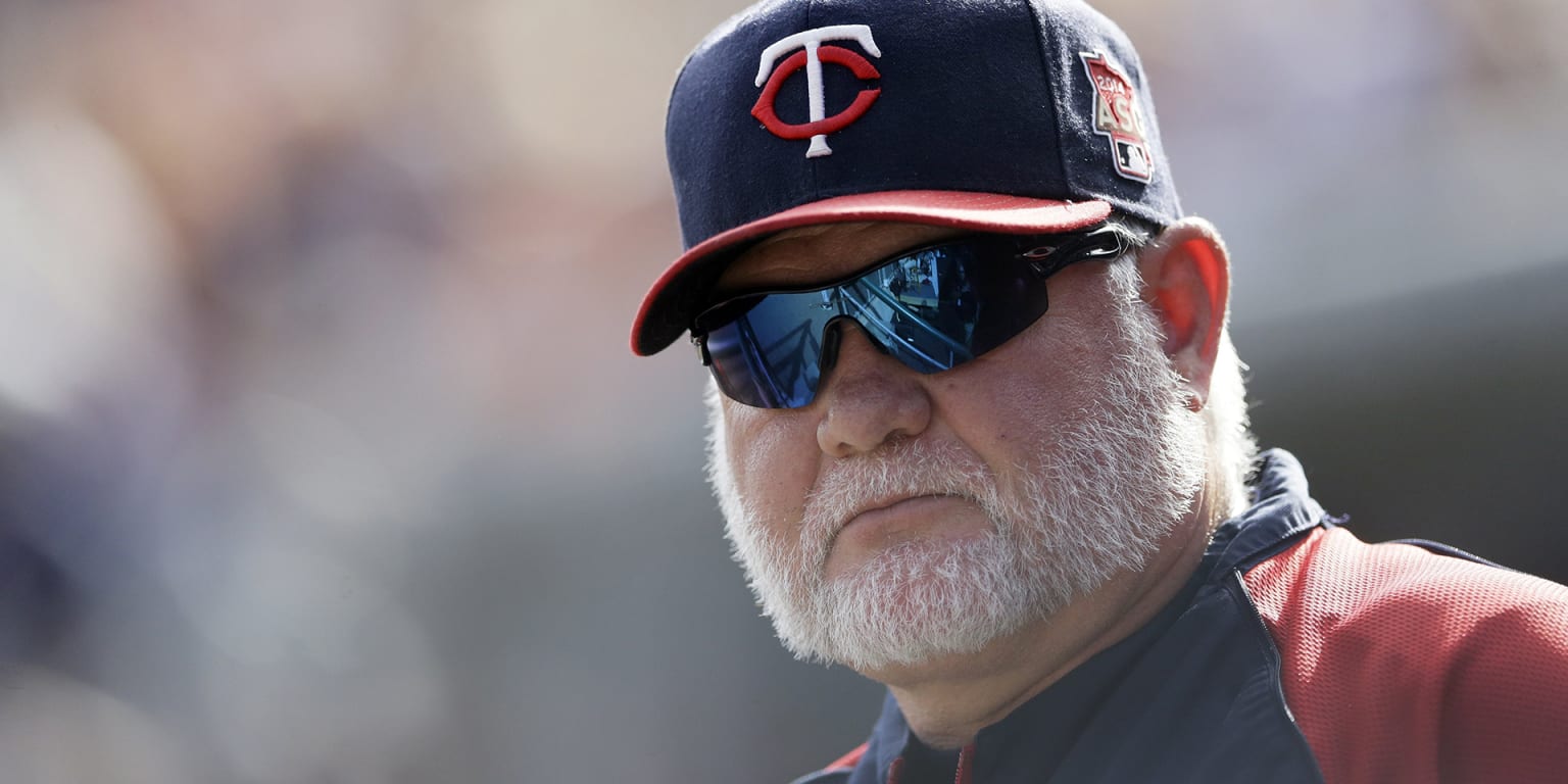 Twins' Ron Gardenhire to Justin Morneau: 'You're still here