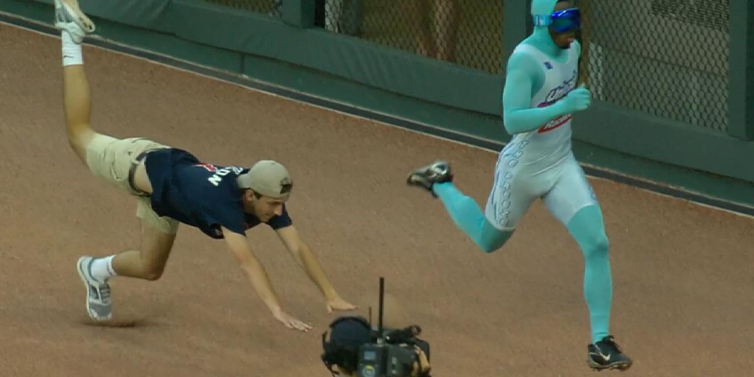 Heres a Braves fan actually beating The Freeze in a race