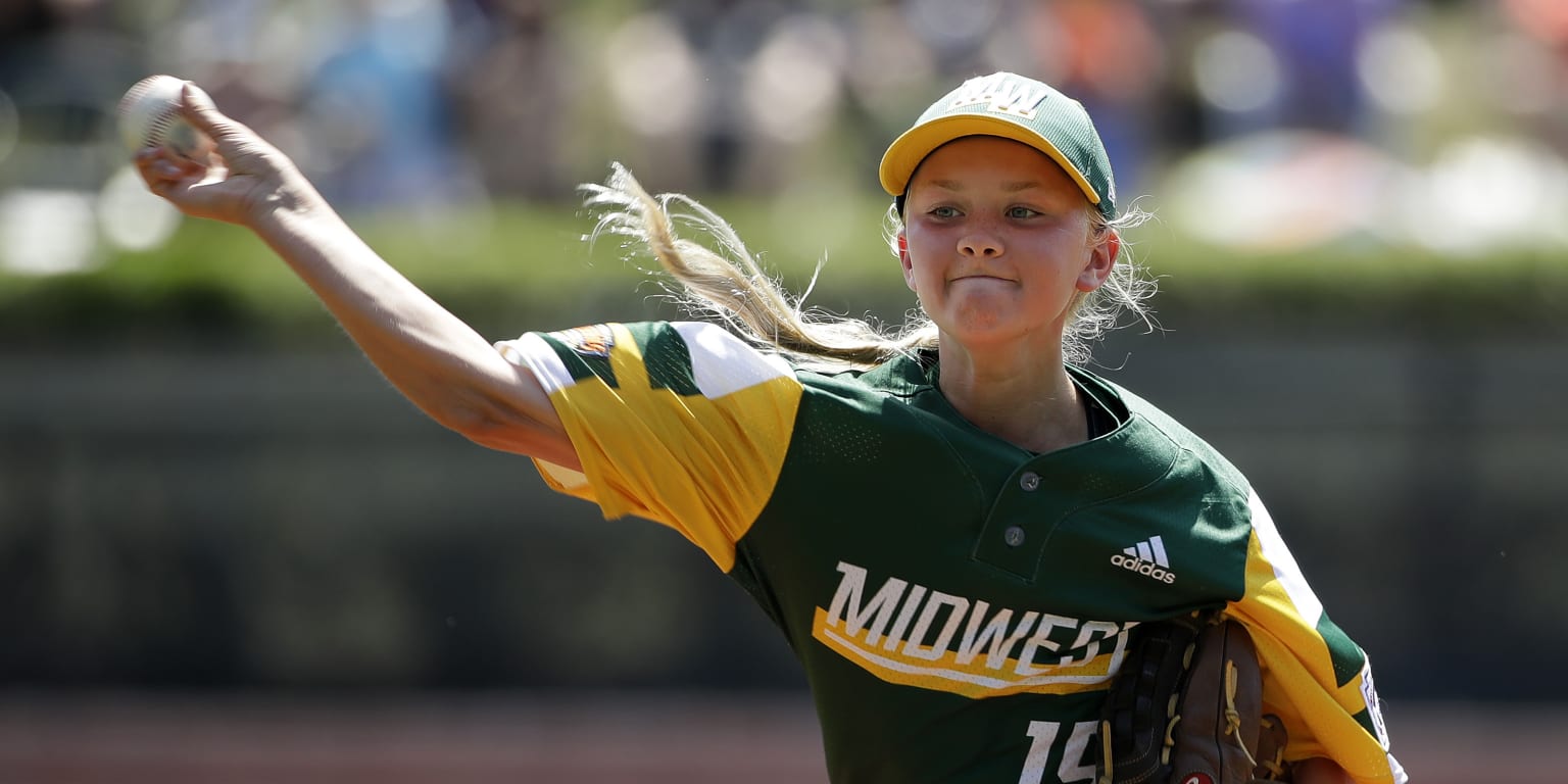 MLB, Little League World Series players imitate each other