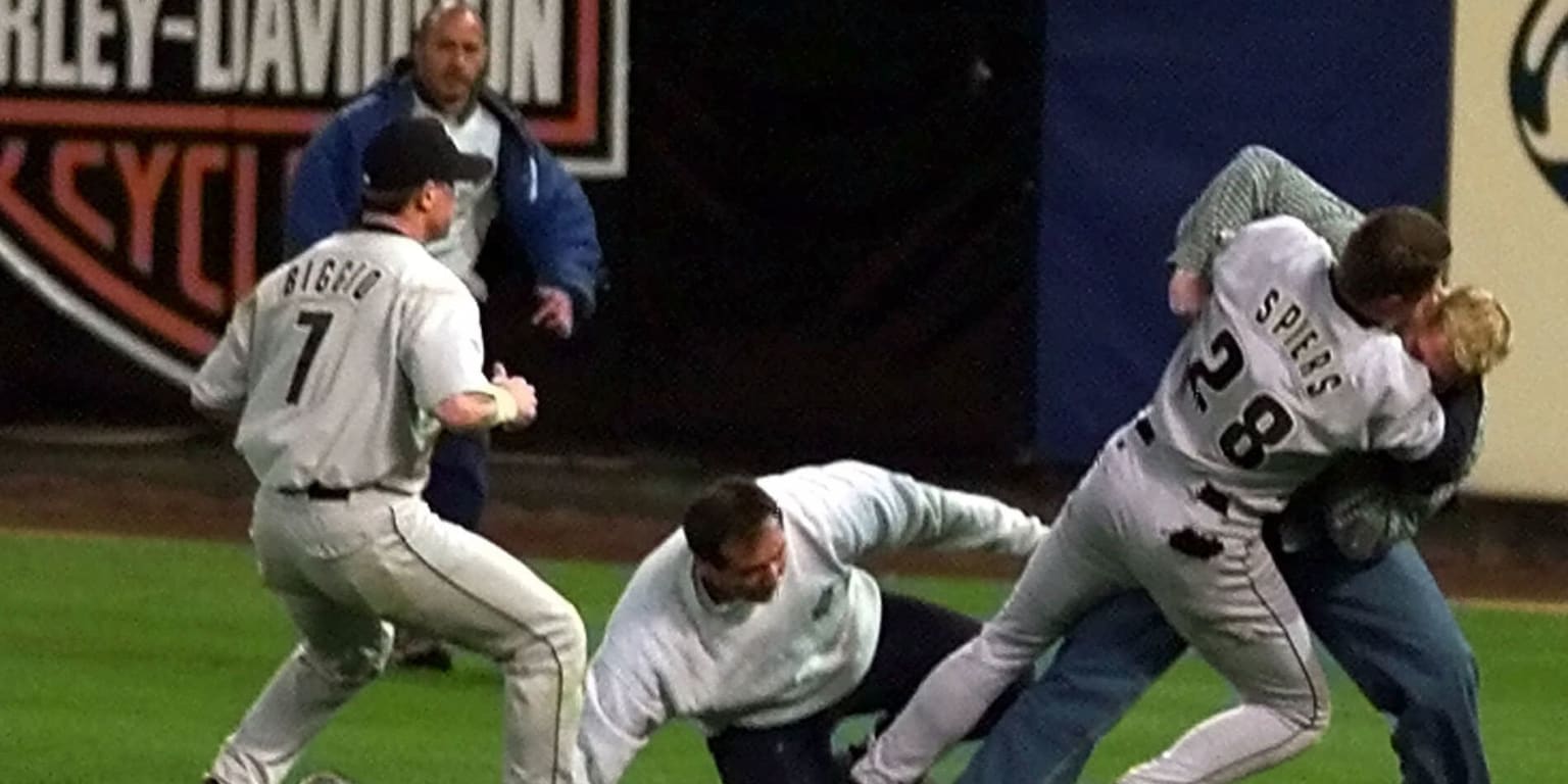 MLB Pitcher Ejected After Drilling Opponent Who Knocked Catcher