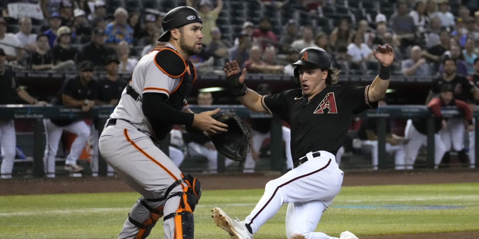 SF Giants sweep 3 games at Dodger Stadium, complete perfect road trip