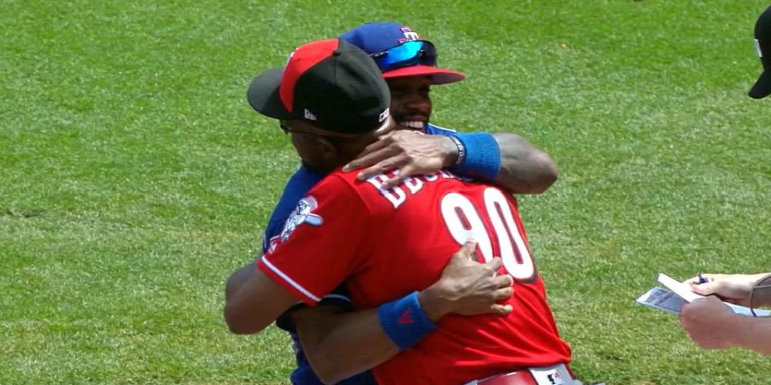 Sunday will be a sentimental Father's Day for Rangers CF Delino DeShields'  family