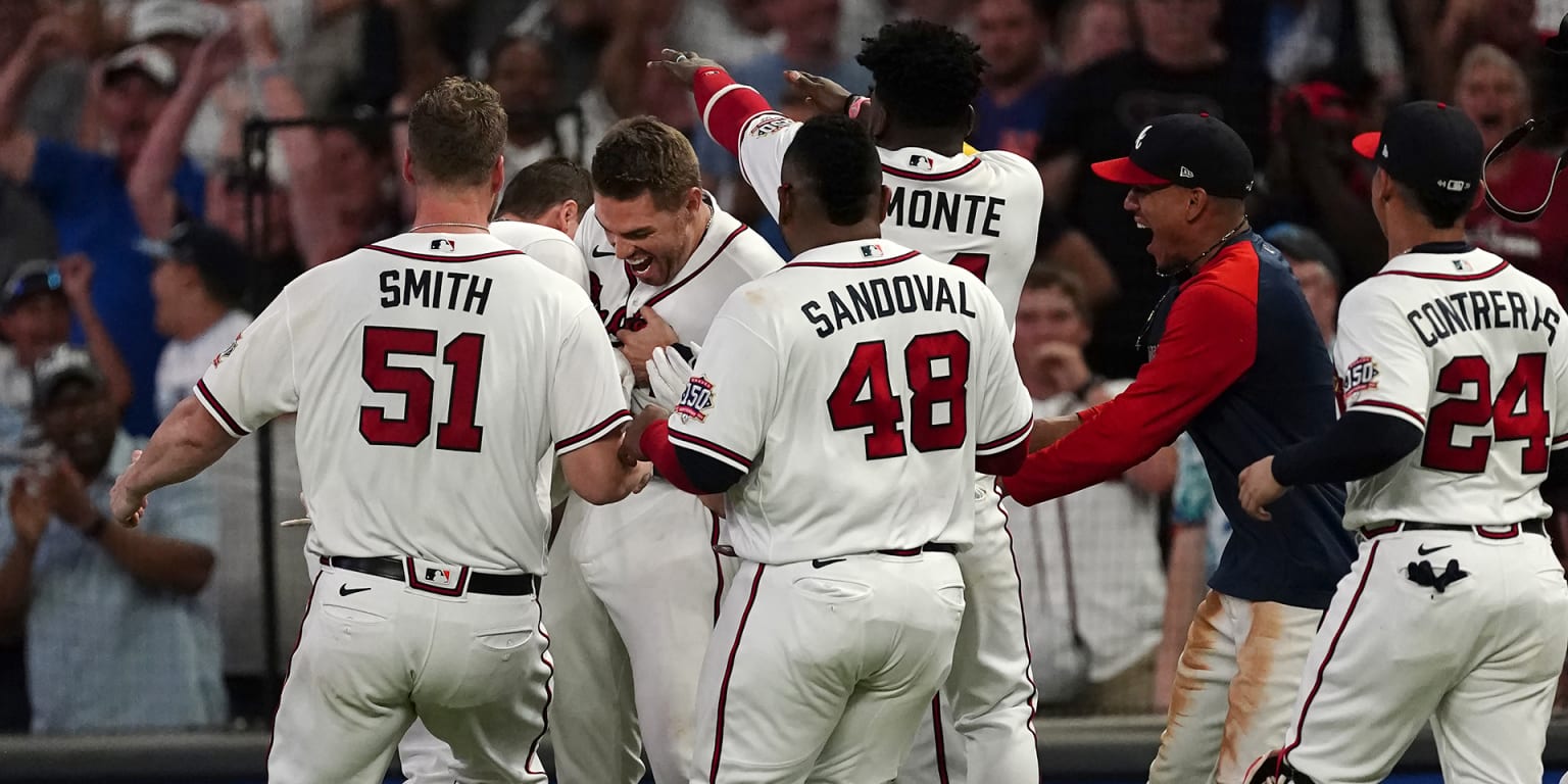 Unlikely hero delivers walk-off win for Braves