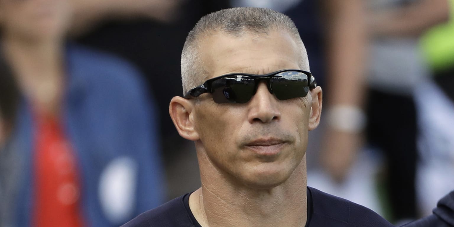 Joe Girardi named to Competition Committee