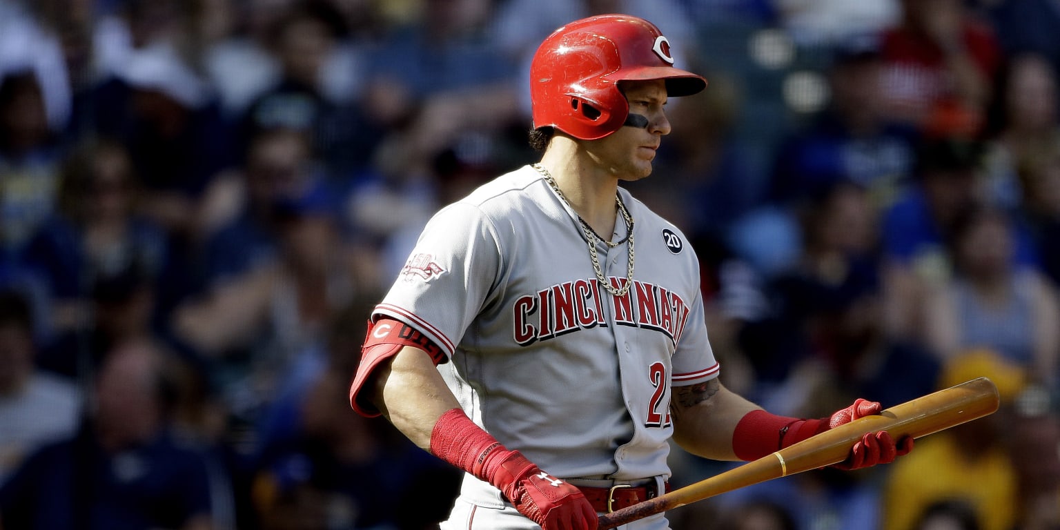 Cincinnati Reds roster move: Derek Dietrich clears waivers, outrighted