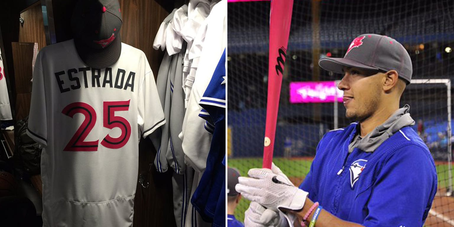 Blue Jays wear pink to pay tribute to moms